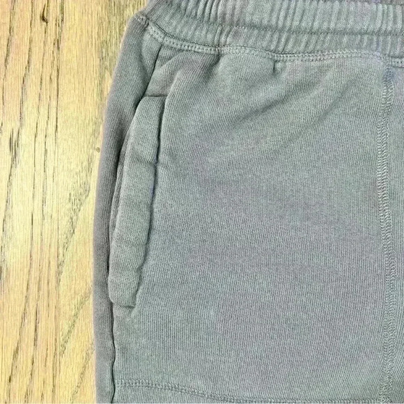 Boden Kids Garment Dyed Gray Sweat Shorts Size 11 Years (146 cm) - Picture 3 of 9